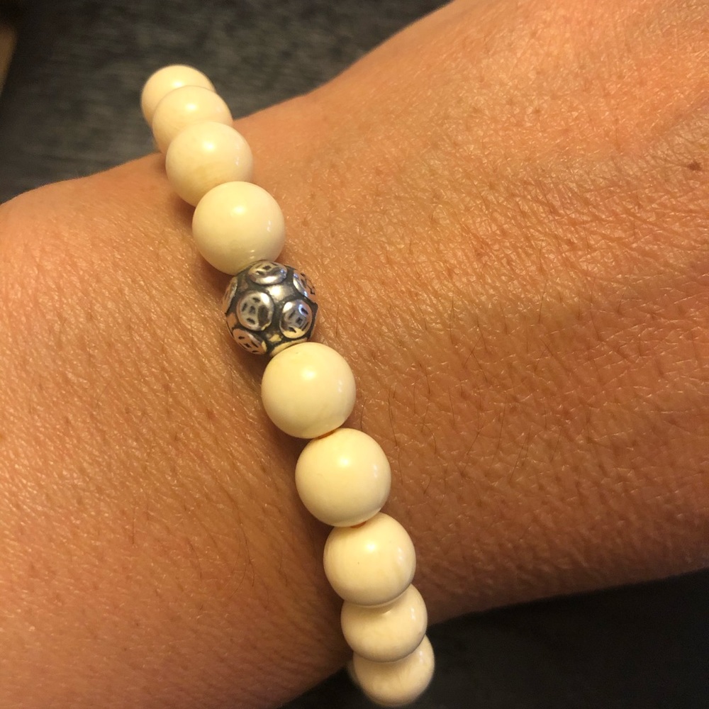 Seashell bracelet - Picture 2 of 3